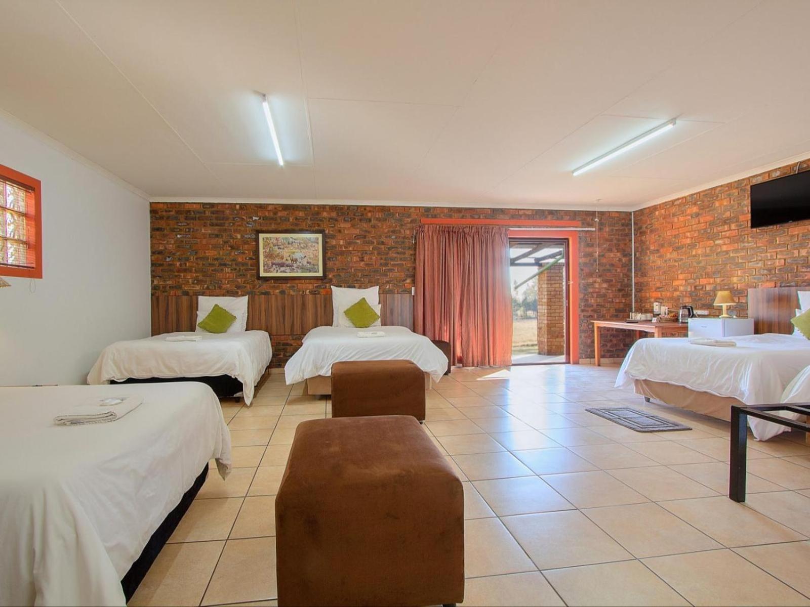 Airport Bird & Game Lodge كمبتون بارك الغرفة الصورة